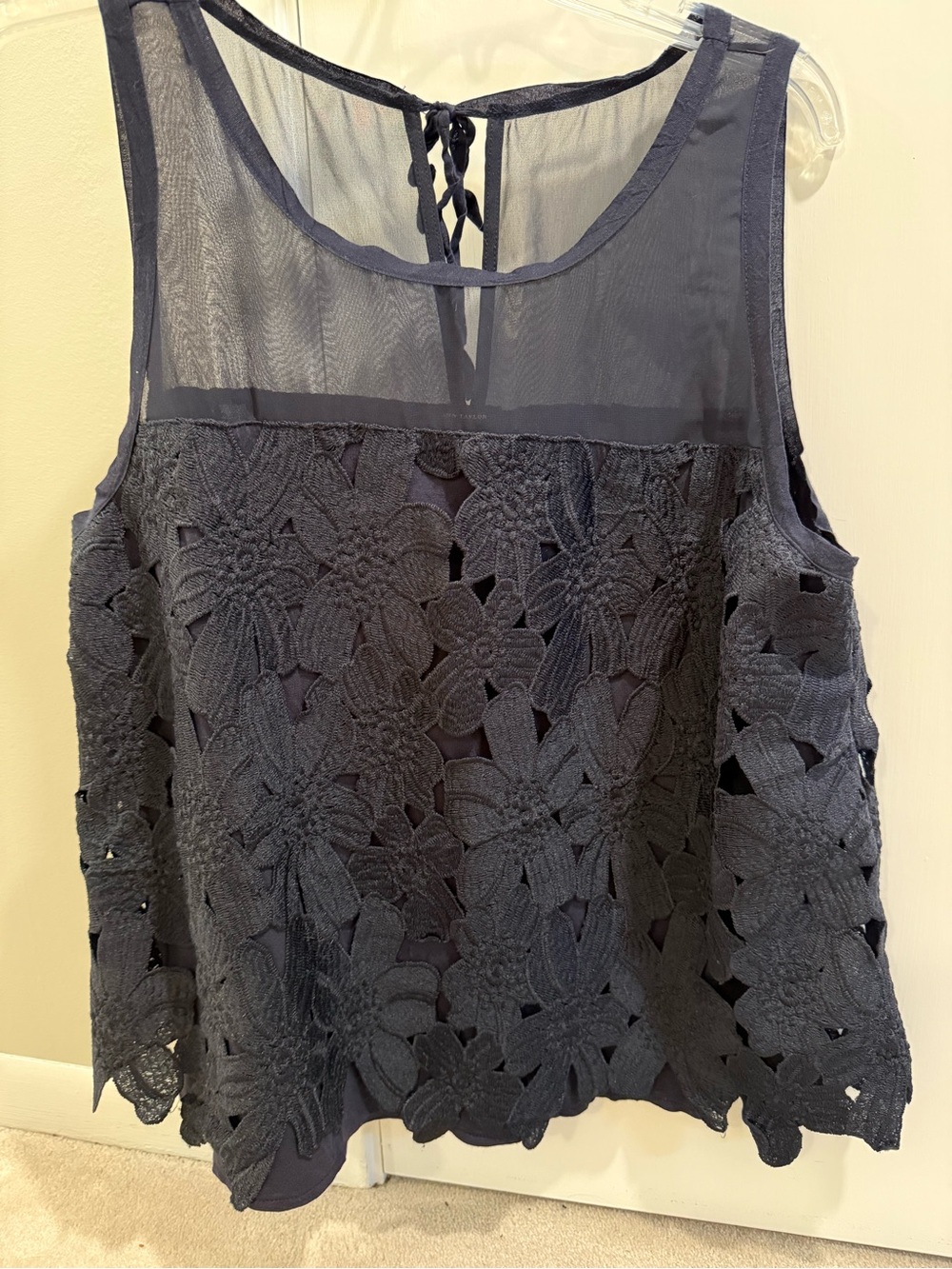 NWOT Ann Taylor Navy Floral Crochet Lace Top